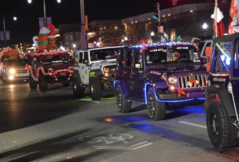 Rehoboth’s Hometown Christmas Parade brightens downtown Cape Gazette